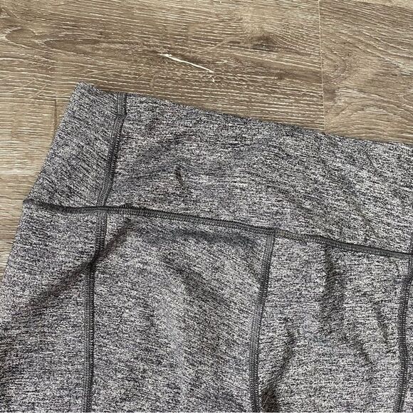 Victoria Secret Sport VSX Knockout Workout Cropped Legging SZ S - Picture 5 of 13